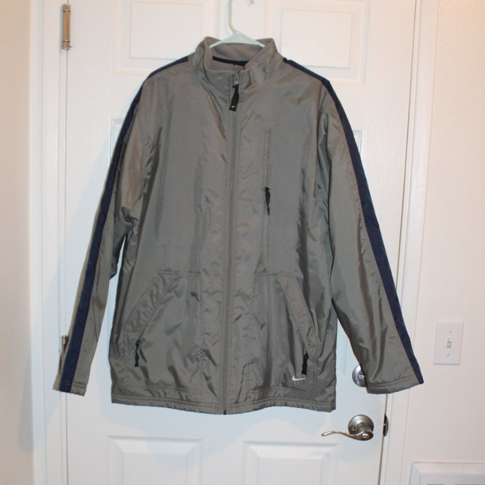 Nike Jacket Men Large Nylon Insulated heavy-duty